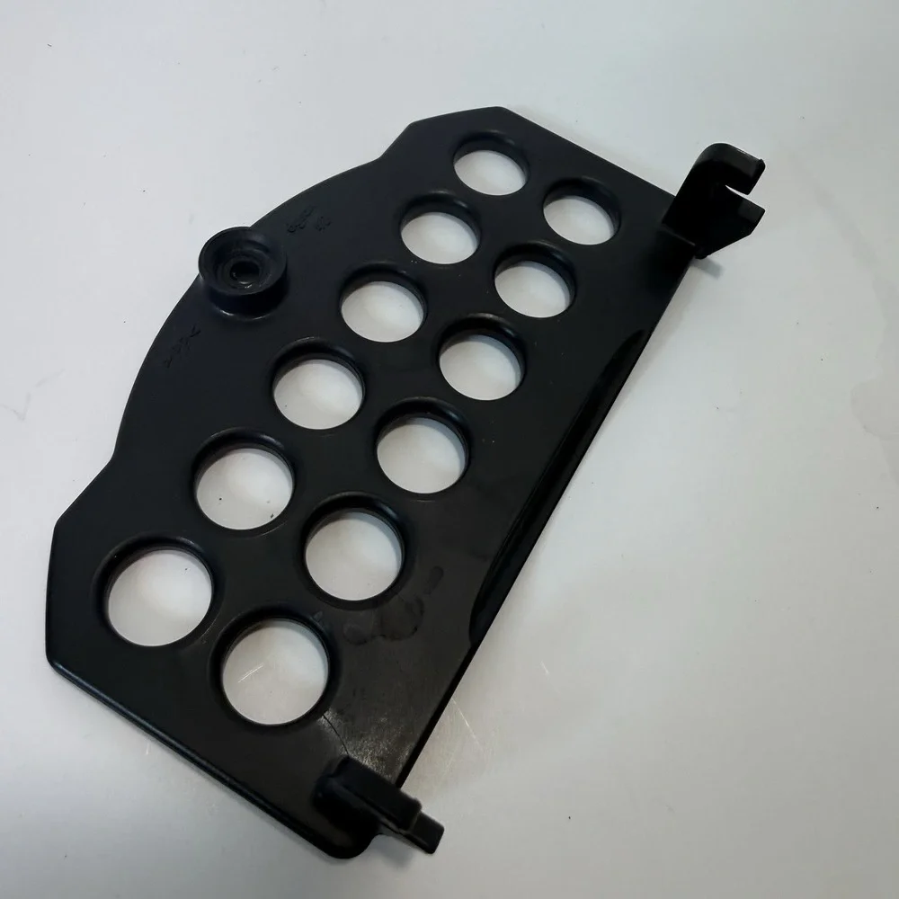 Dyson Diffuser Replacement Part #DY-904137-01 Fits DC07‎ DC14 DC33 Vacuum Screw
